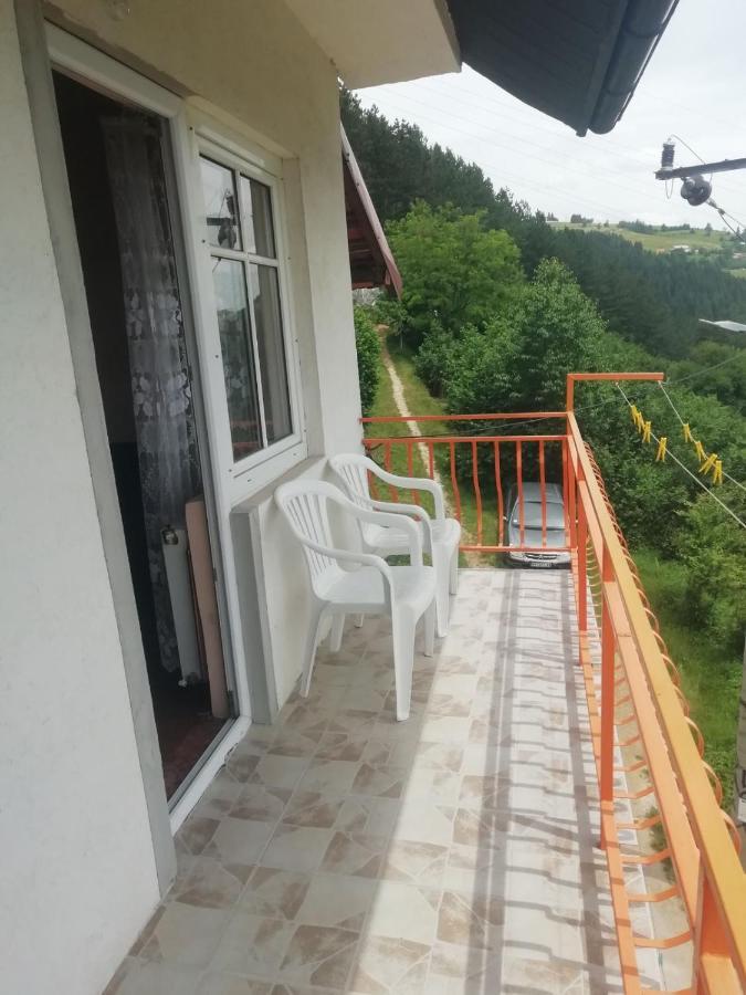 Jovanovic - Zlatarski Dom Nova Varos Bagian luar foto